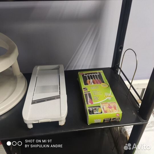 Кучка всячины (Альбом, тёрка, плечики, стульчик)