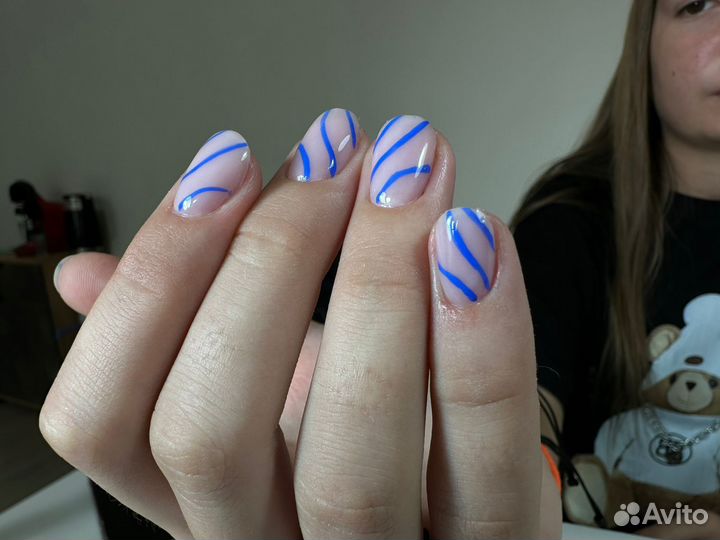 Маникюр с укреплением гелем