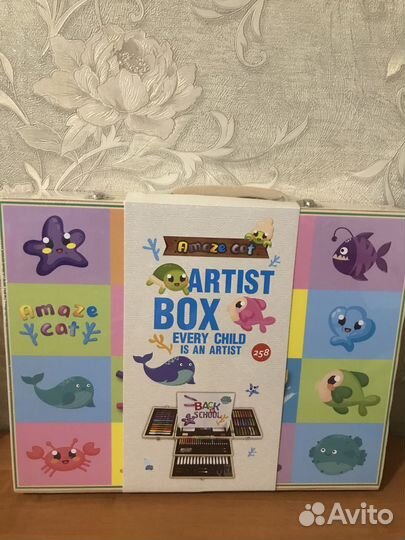 Художественный набор в деревянном кейсе