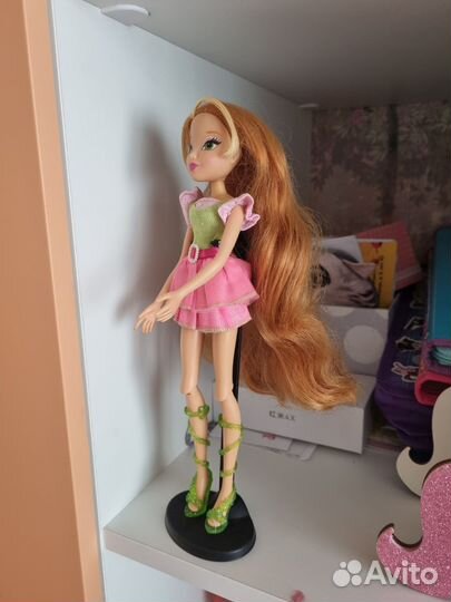 Winx Флора кукла
