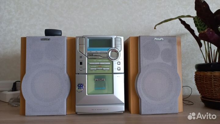 Музыкальный центр philips