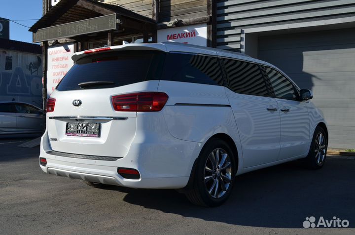 Kia Carnival 2.2 AT, 2018, 137 976 км