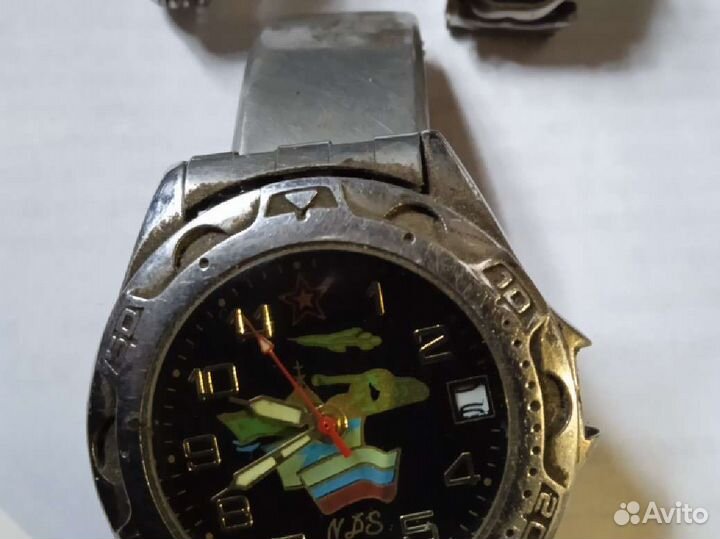 Часы наручные