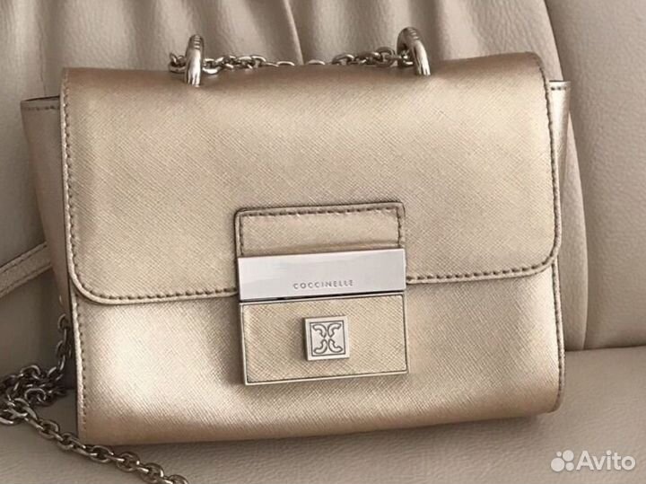 Coccinelle клатч