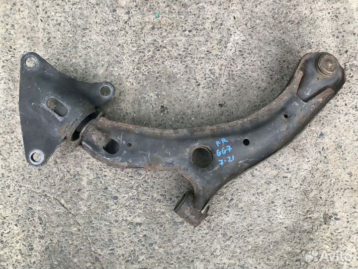 Рычаг honda FIT shuttle GG7 L15A R F 2012 Перед