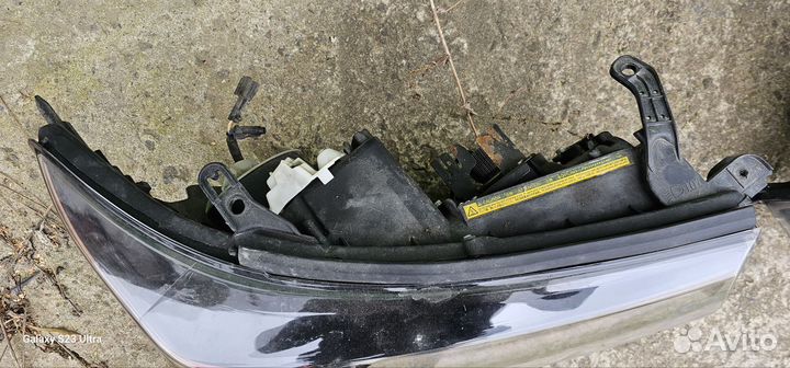 Фары тойота ленд крузер 200