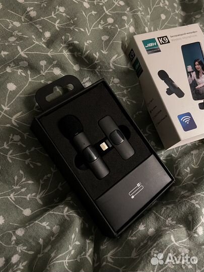 Беспроводной микрофон петличка