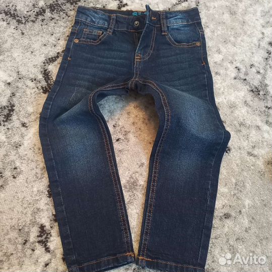 Одежда на мальчика. Кофта. Джинсы. Брюки