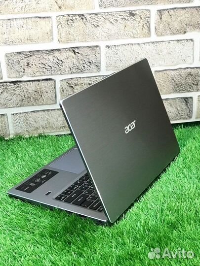 Металлический Acer Swift 2021г Ryzen 5 3500/8/256