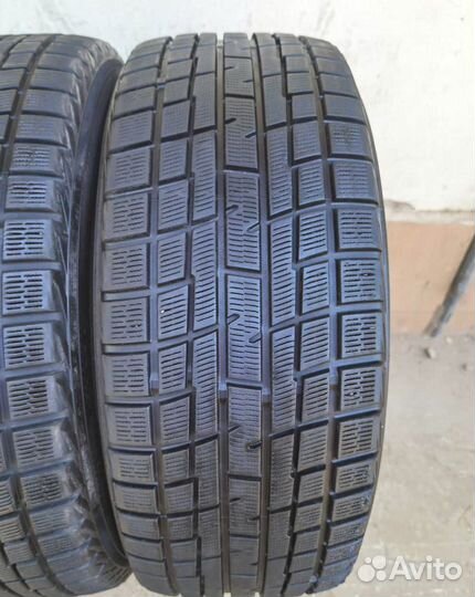 Yokohama Ice Guard IG30 215/50 R17 97T