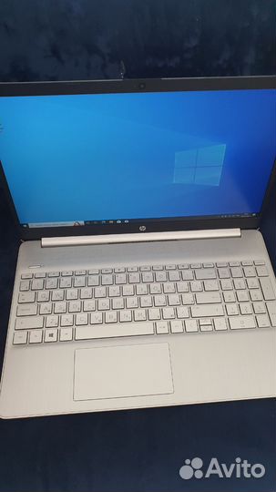 Ноутбук HP IPS 15.6