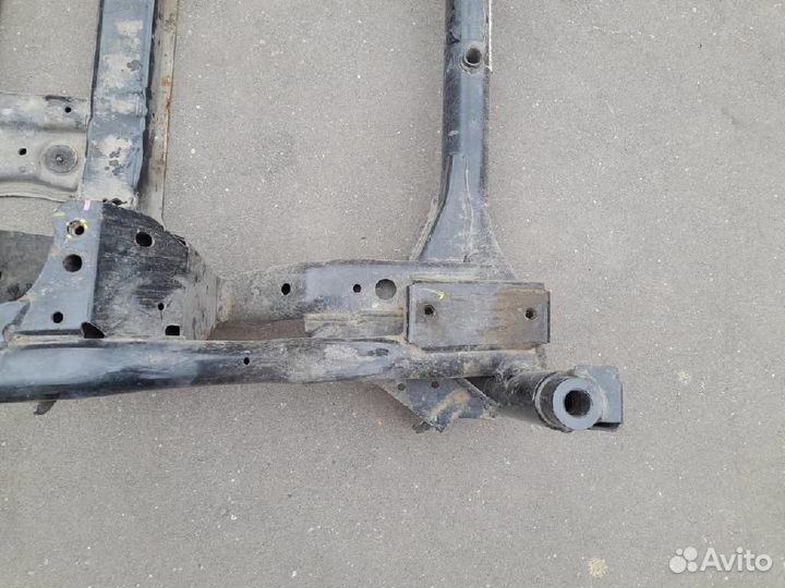 Балка передняя/подрамник Jaguar F-Pace