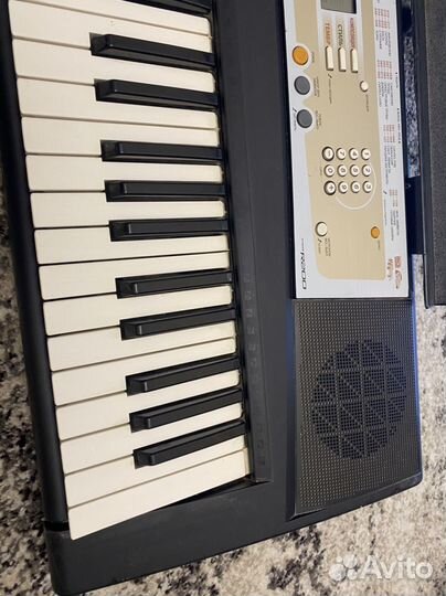 Синтезатор yamaha psr r200