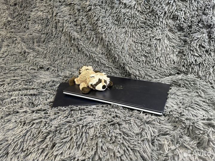 Ноутбук HP Pavilion Laptop