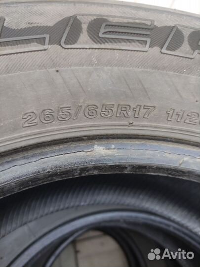 Bridgestone Dueler H/T 265/65 R17
