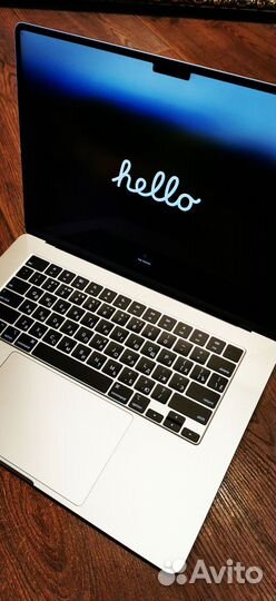 Macbook air 15 m2 (8/256)