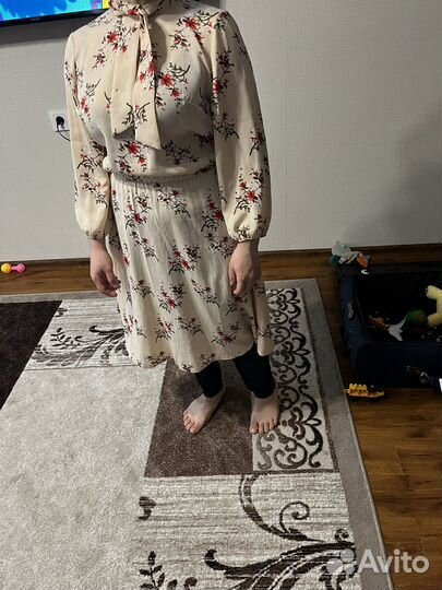 Платье женское 44 46