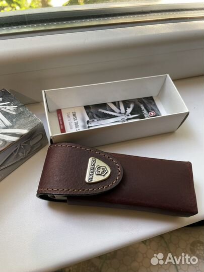 Мультитул victorinox swisstool