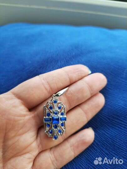 Кольца и серьги в стиле модерн