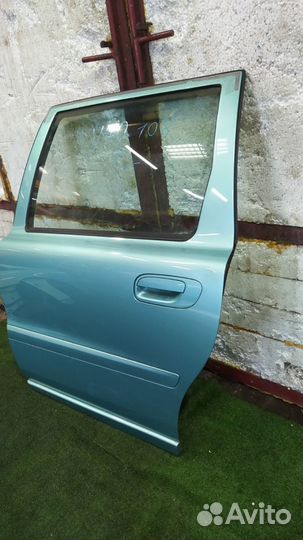 Дверь задняя левая в сборе задняя левая Volvo V70R