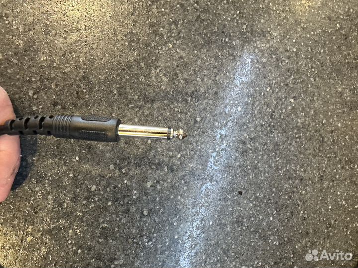 Микрофон BBK DM 988