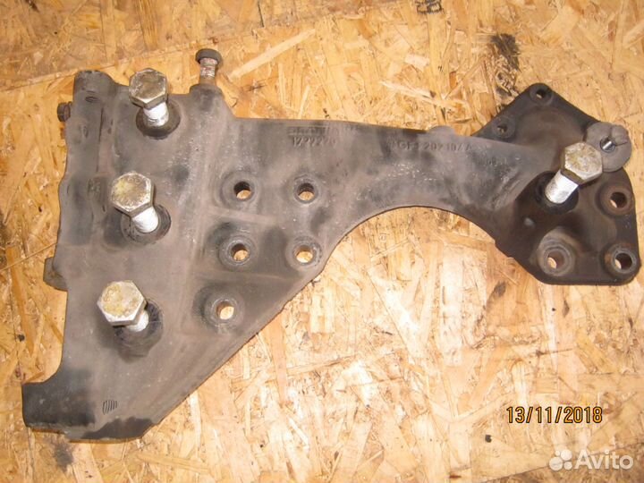 Кронштейн буксировочного пальца Scania 1727270