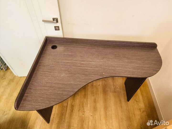 Компьютерный стол бу