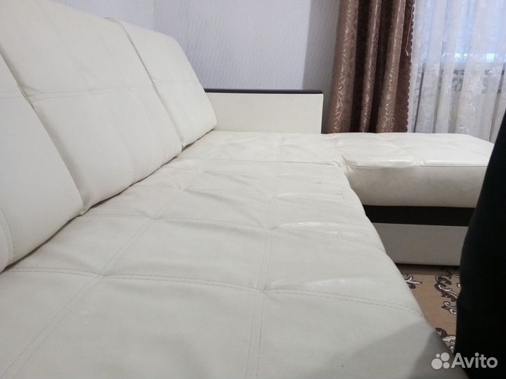 Угловой диван бу