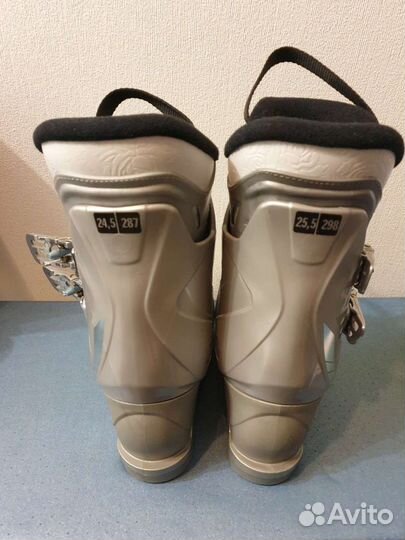 Горнолыжные ботинки salomon irony 550