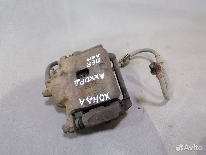 Суппорт передний левый Honda Accord IV 1990-1993