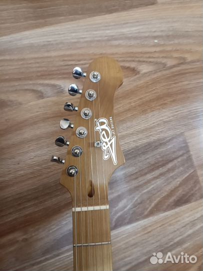 Электрогитара jet JS 400