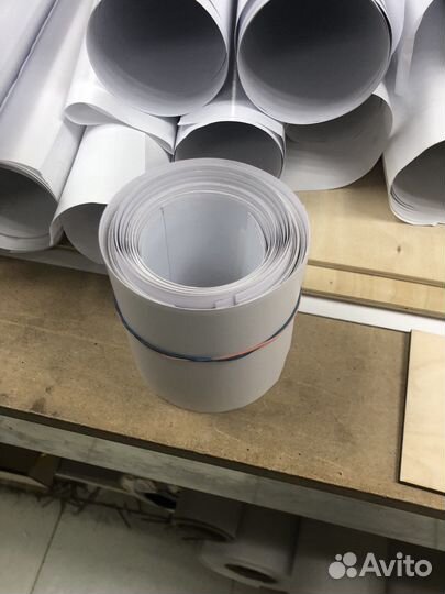 Самоклеящиеся полосы из оракала