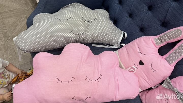 Подушки в кроватку (бортики с завязками)