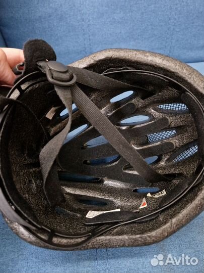 Велошлем взрослый
