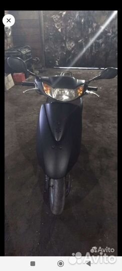 Cкутер Honda dio
