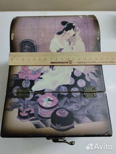 Шкатулка дляукрашений