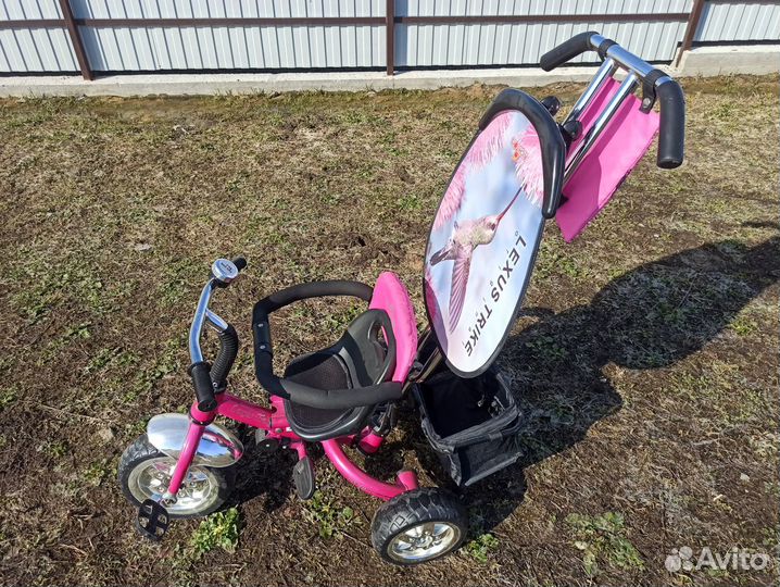 Трехколесный велосипед