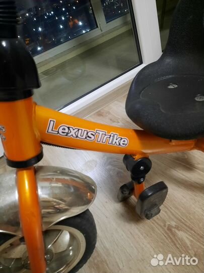 Трехколесный велосипед Lexus Trike