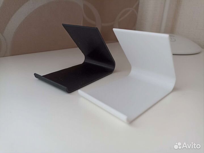 Подставка под телефон и планшет