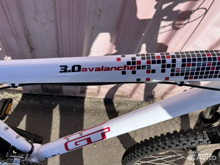 Велосипед GT avalanche 3.0