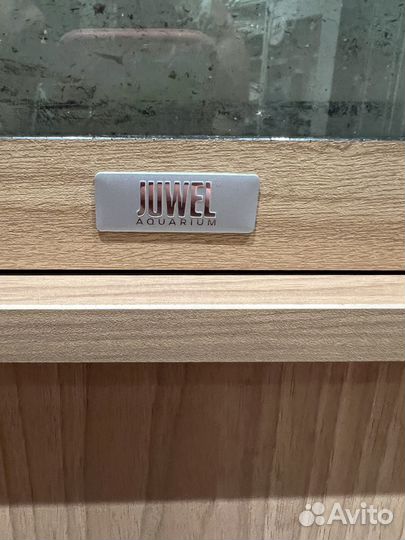 Продам аквариум Jewel 240 литров