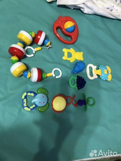 Игрушки для новорожденных