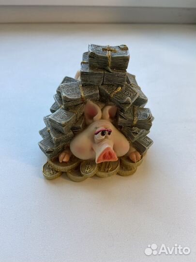 Копилка свинья