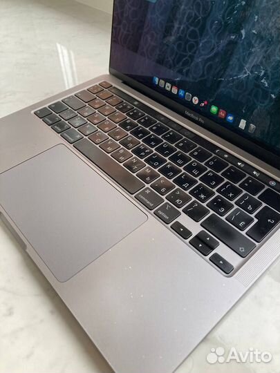 Macbook Pro 13 2020 i5 16gb 512