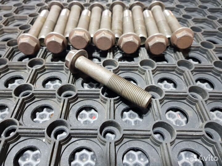 21344746 Комплект болтов маховика
