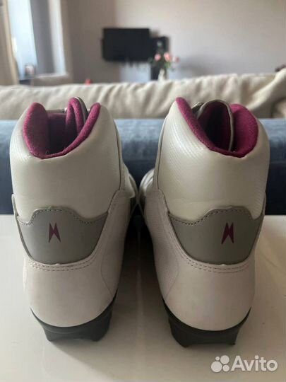 Лыжные ботинки Madshus Amica 90