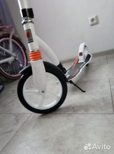 Двухколёсный самокат Scooter Sport 230 новый