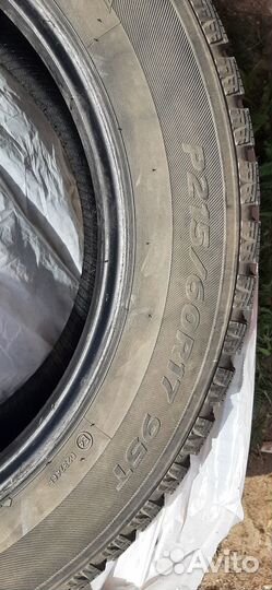 Hankook Winter I'Pike 215/60 R17 95