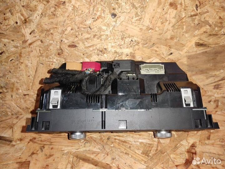 Блок управления климат-контролем (печкой) Audi A6