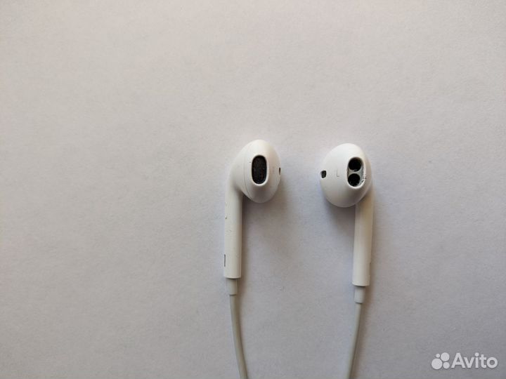 Наушники Apple EarPods